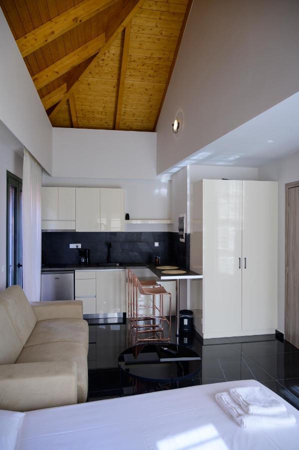 Luxury Suites By Panagiota Preveza Esterno foto
